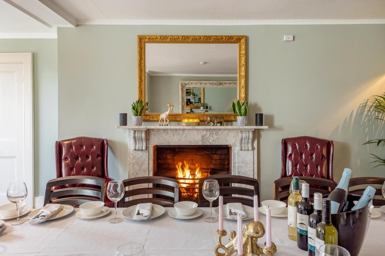 Cotswold Manor House - Country House Retreat With Hot Tub, Ideal For Large Groups Petty France Exterior photo